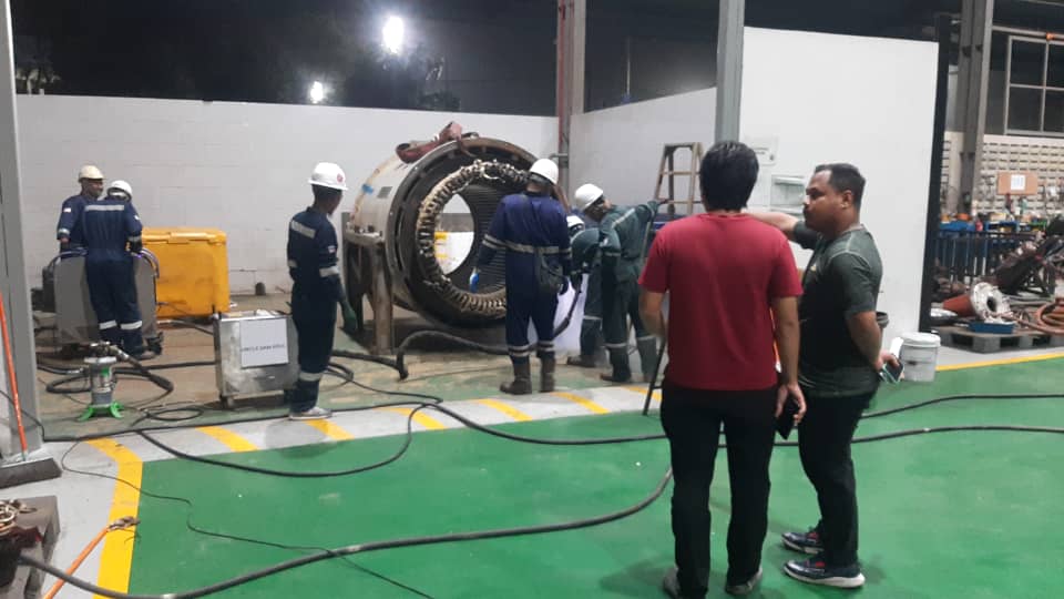 Aktiviti Semalam 4 Feb 2025 di Paka: Dry Ice Blasting untuk Coil Generator