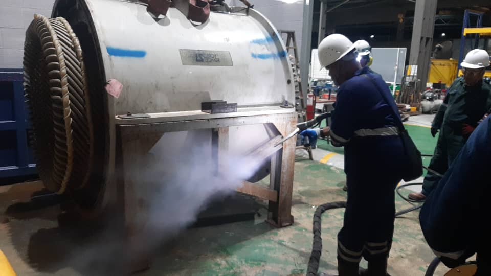 Aktiviti Semalam 4 Feb 2025 di Paka: Dry Ice Blasting untuk Coil Generator