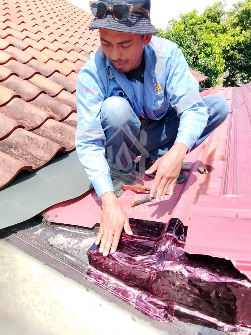 Image for Alhamdulillah 2 Feb 2026, settled job baiki atap hari ini di Meraga Beris, Kijal.