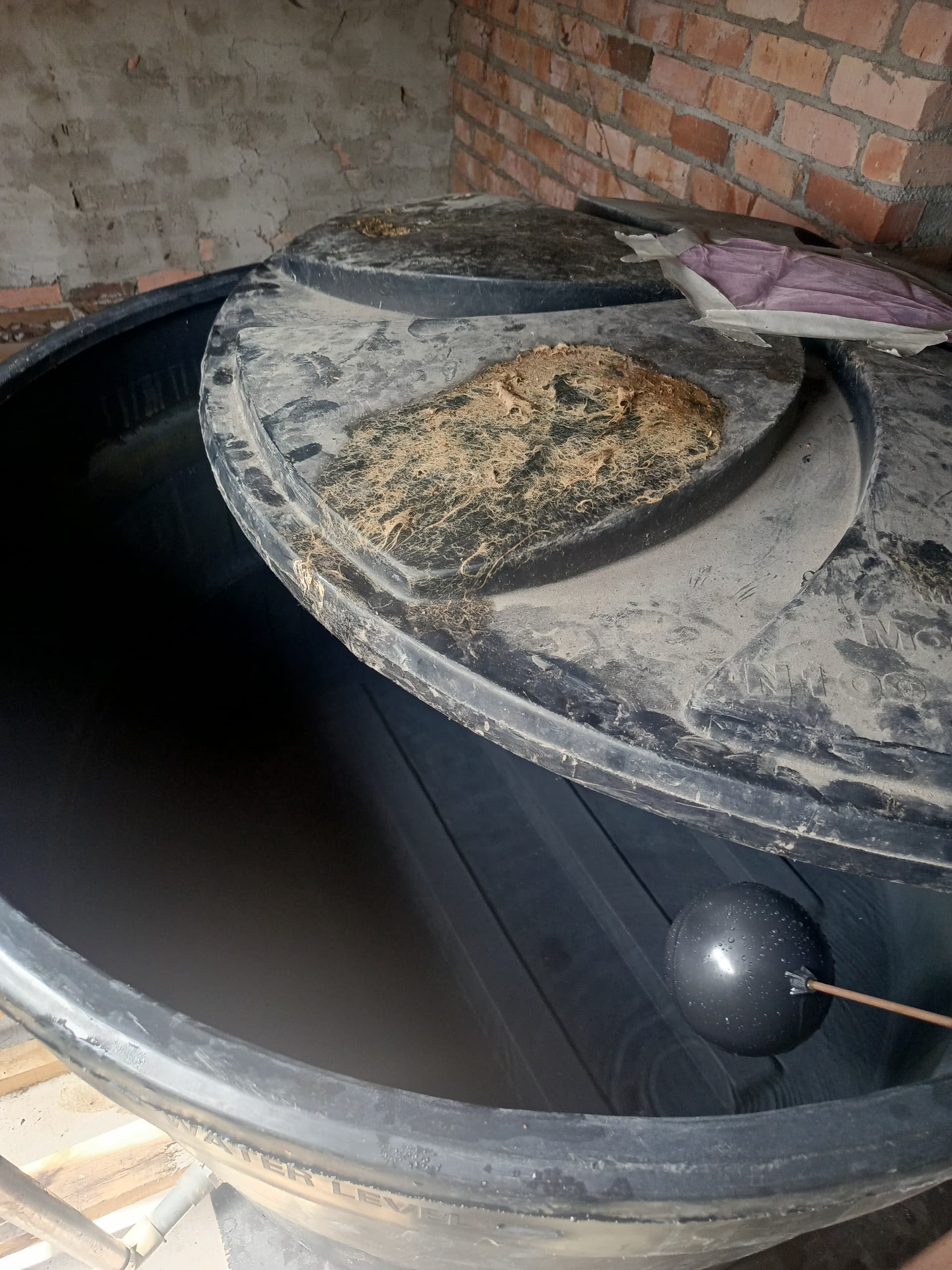 Proses Rectification Tangki Air: Dari Kotor Kepada Bersih dan Berfungsi Optimal