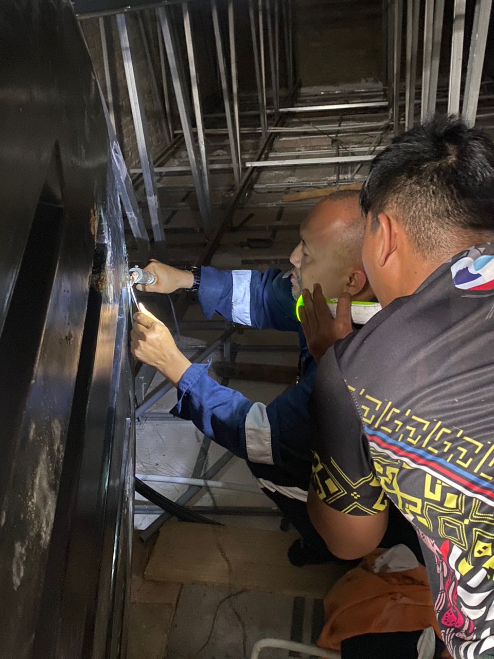 Desludging Works & Tank Cleaning: Pentingnya Kebersihan Sistem Tangki Air