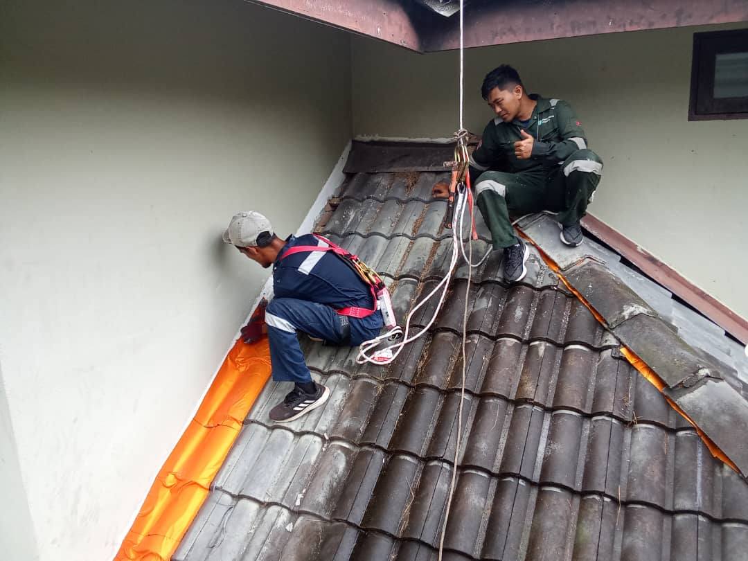 Penyelesaian Kebocoran & Waterproofing Slab Rectification Work
