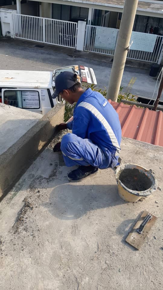 Pembaikan & Penyelenggaraan Bumbung: Lindungi Rumah Anda dari Kebocoran